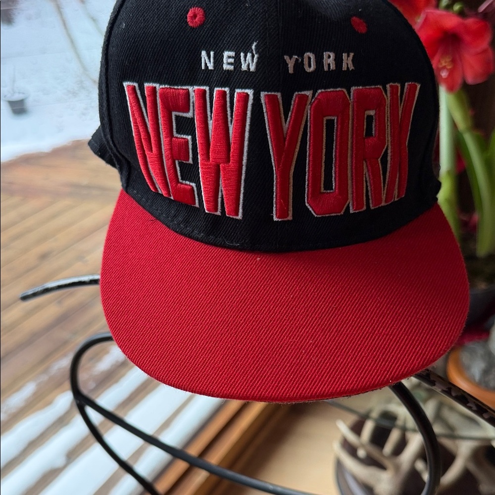 T&T New York Snapback Hat Men Black Red Embroidered Flat Bill NYC Cap Adjustable